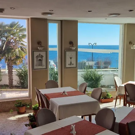 Hotel Elit Kiten (Burgas)