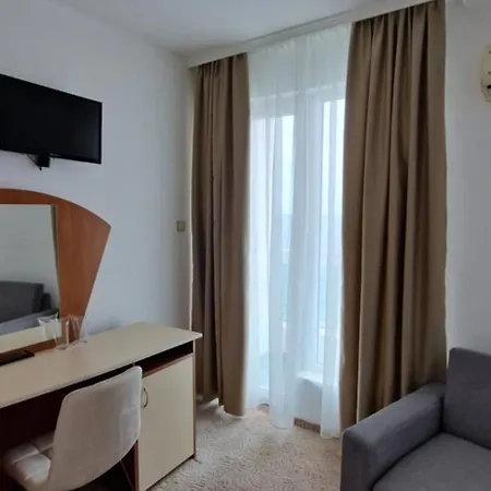 Elite Family 2* Kiten (Burgas)