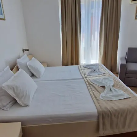 Otel Elite Family 2*